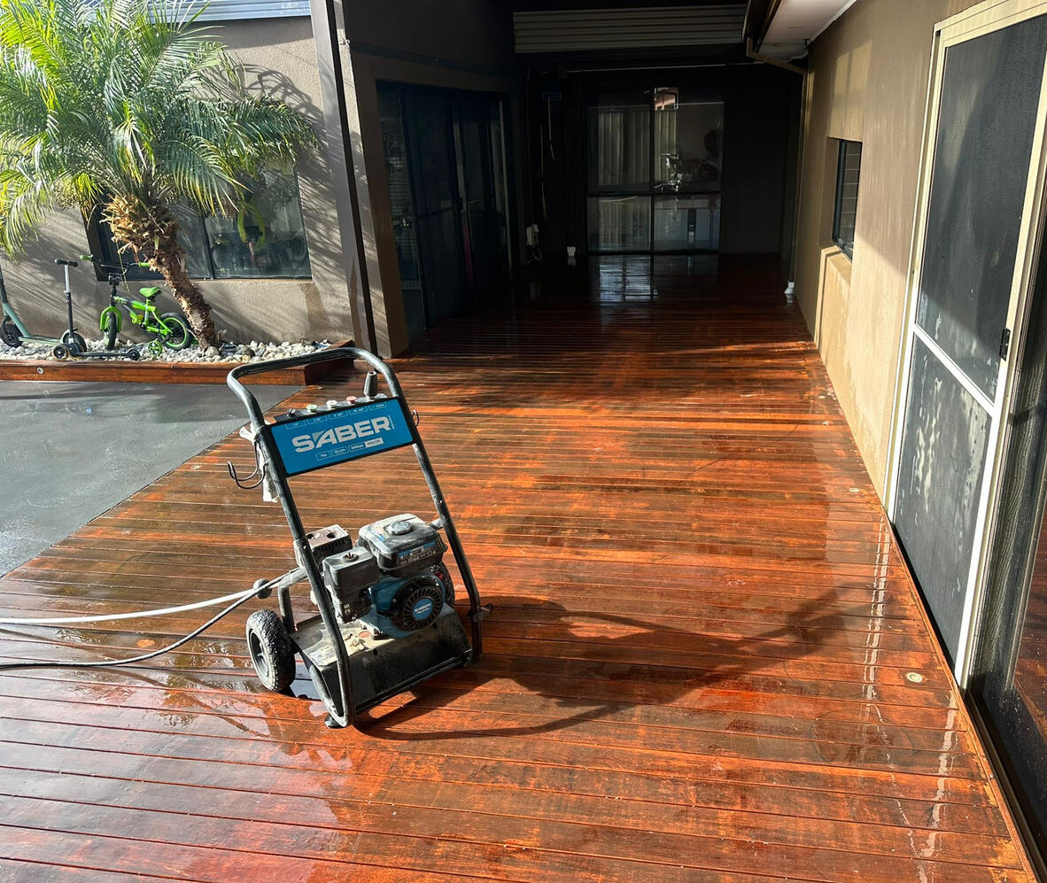 LAWN MOWING IN MELBOURNE